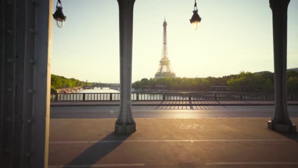 Tour Eiffel Depuis Pont Métallique Bir Hakeim Matin Paris France — Video