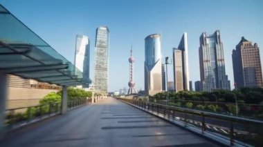 Hiper hata, Pudong finans bölgesi Şangay, Çin