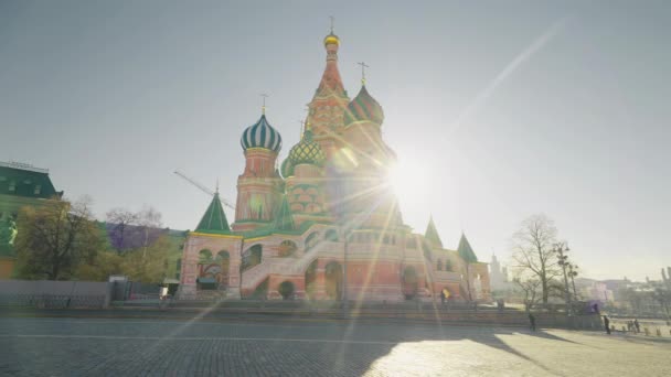 Άγιος Καθεδρικός Ναός Του Βασιλείου Και Ηλιόλουστο Πρωί Κόκκινη Πλατεία — Αρχείο Βίντεο