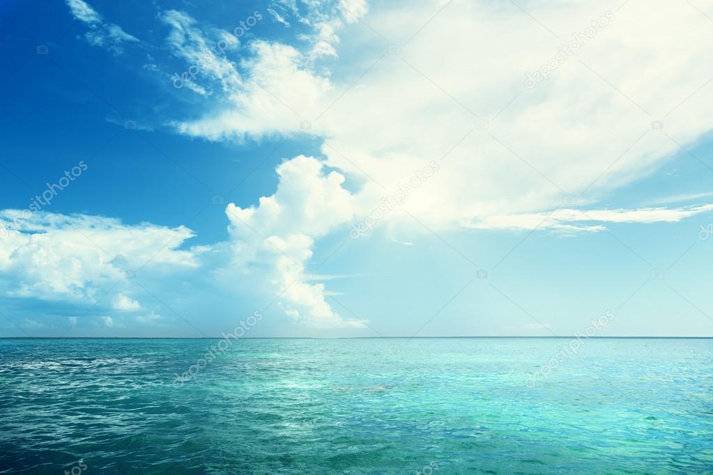 Caribbean sea and perfect sky 