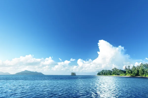 Beach on La Digue island, Seychellas — Stock Photo, Image