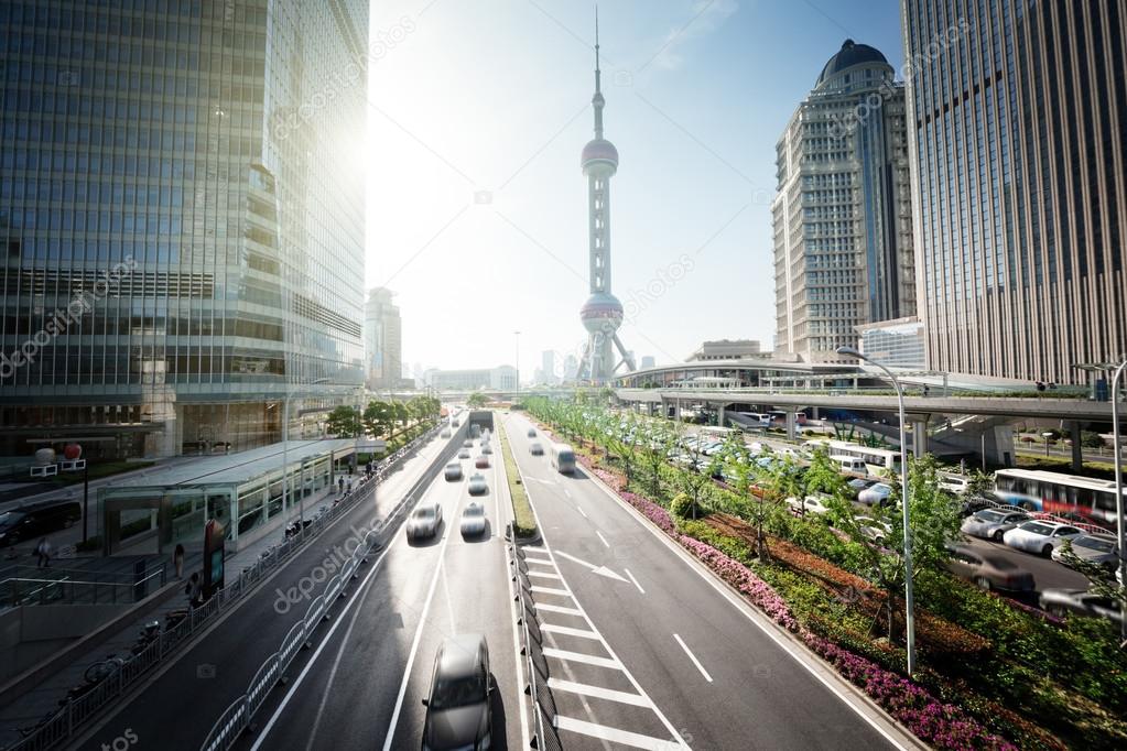 road in shanghai lujiazui financial center