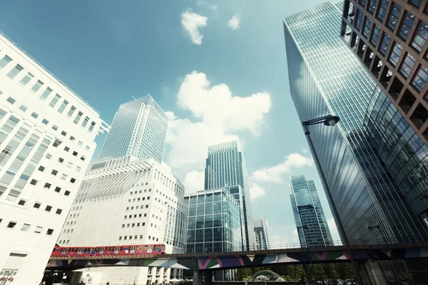 Modern buildings in London, Canary Wharf — Stock Photo, Image