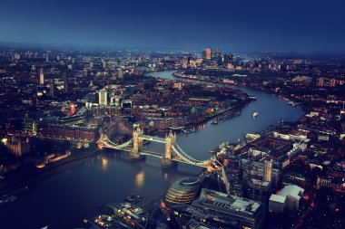Tower Bridge, İngiltere ile Londra hava görüntüsü