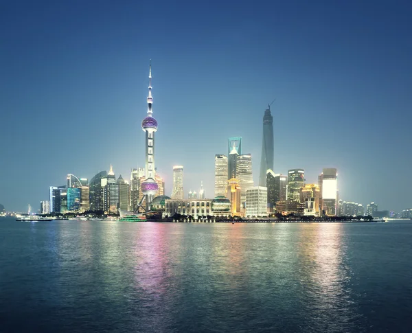Shanghai bij nacht, china — Stockfoto