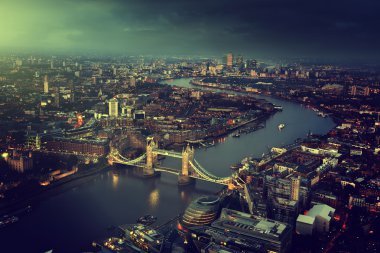 Tower Bridge, İngiltere ile Londra hava görüntüsü