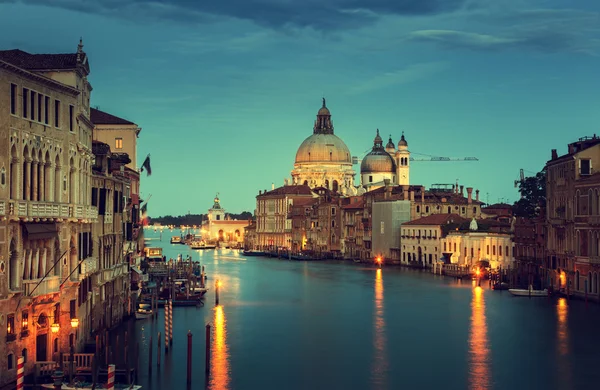 Canal Grande und Basilika Santa Maria della Salute, Venedig, Italien — Stockfoto