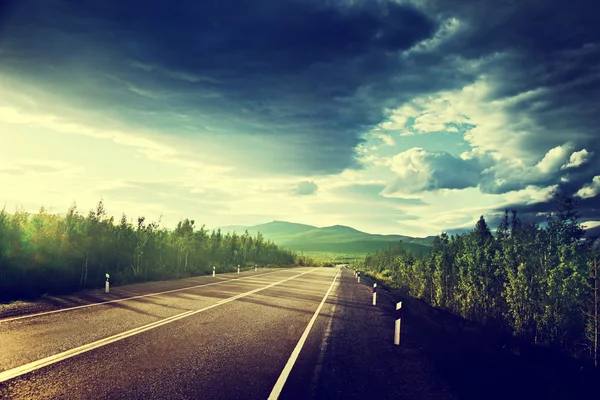 Road in mountains Royalty Free Stock Photos