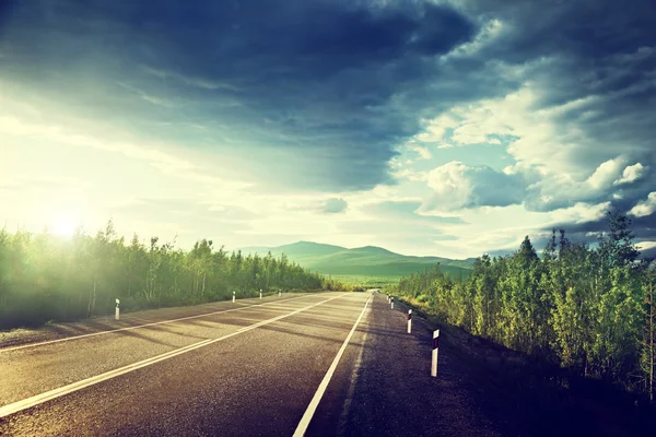 Road in mountains — Stock Photo, Image