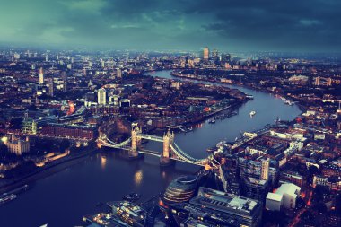Tower Bridge, İngiltere ile Londra hava görüntüsü