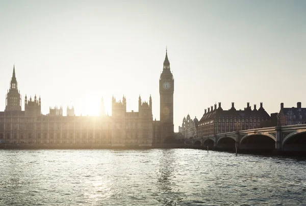 Big Bena i westminster w zachód słońca, Londyn, Wielka Brytania — Zdjęcie stockowe