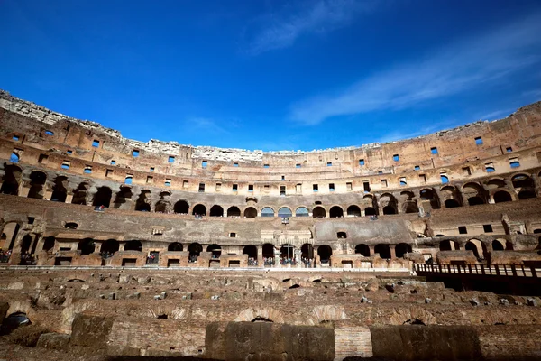 Dentro del Coliseo en Roma, Italia — Foto de Stock