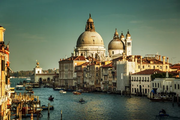 Basílica de Santa Maria della Salute in sunset time, Veneza, Itália — Fotografia de Stock