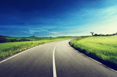 asfalt yol Toskana, İtalya