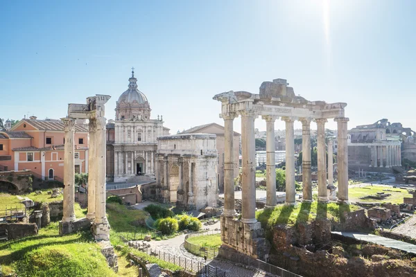 Rzymskie ruiny w Rzymie, Włochy — Zdjęcie stockowe