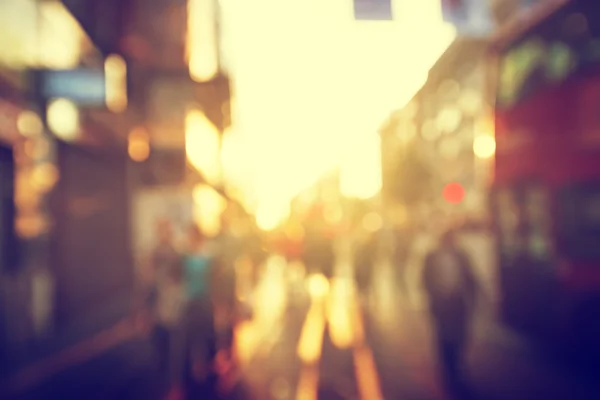 Mensen in bokeh, straat van Londen — Stockfoto