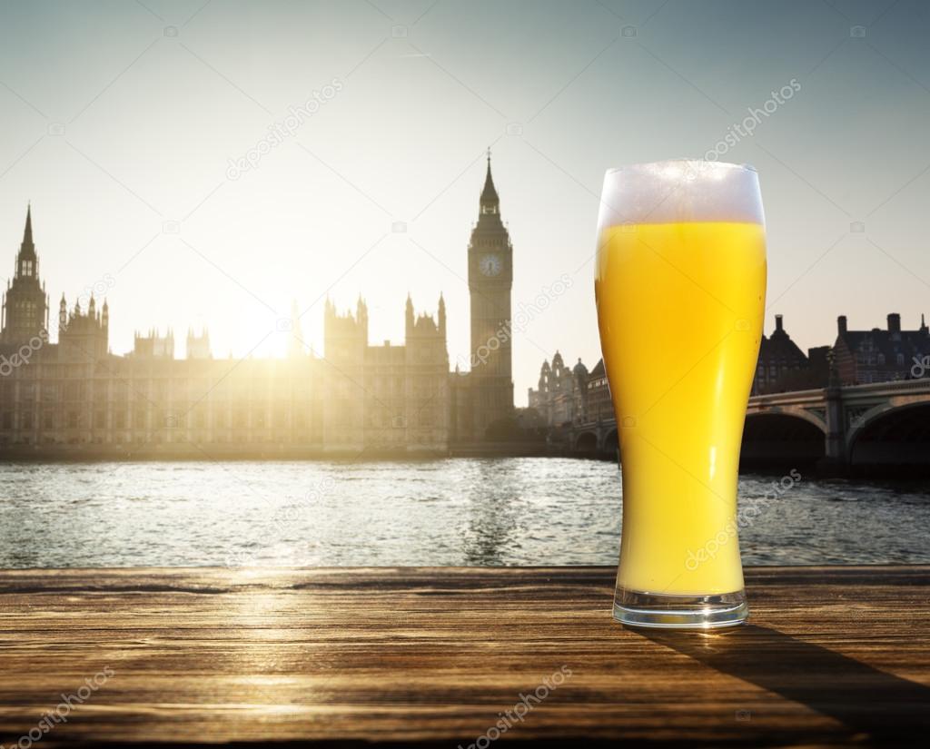 fresh  unfiltered beer and Westminster, London, UK