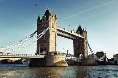 Londra 'daki kule köprüsü.