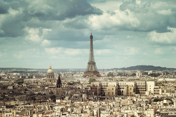 Vista sulla Torre Eiffel, Parigi, Francia — Foto Stock