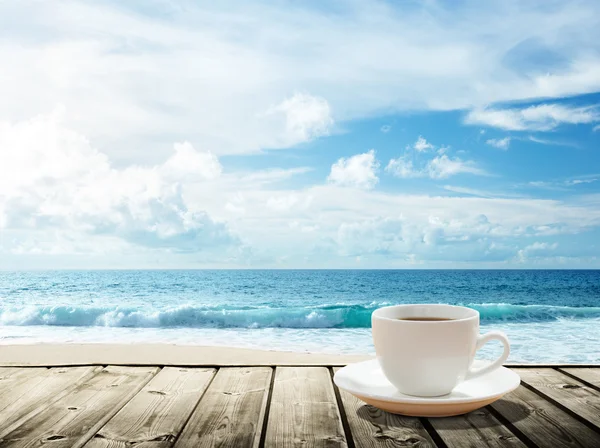 Mar y taza de café — Foto de Stock