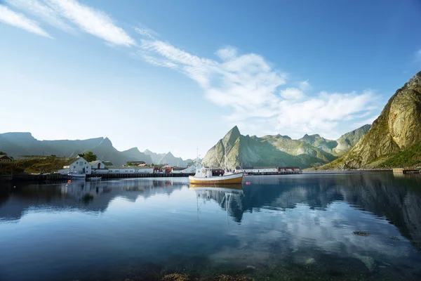 Naplemente - Reine, Norvégia Lofoten-szigetek — Stock Fotó