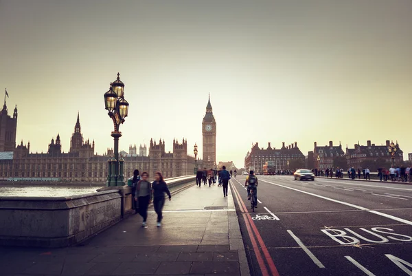 Westminster Bridge při západu slunce, Londýn, Velká Británie — Stock fotografie