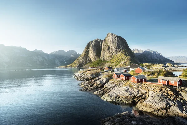 Visserij hut in de Hamnoy - Reine, Lofoten eilanden, Noorwegen — Stockfoto