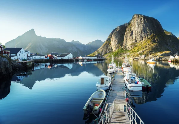 Naplemente - Reine, Norvégia Lofoten-szigetek — Stock Fotó