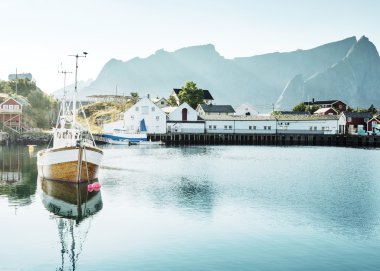 Yaz aylarında Reine, Lofoten Adaları, Norveç
