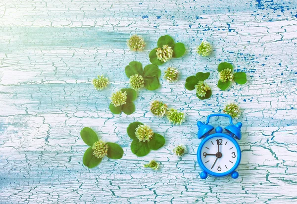 Blue retro alarm clock, summer time — Stock Photo, Image