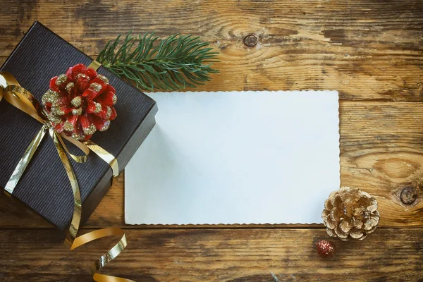 Caja de regalo negra de Navidad, tarjeta de papel — Foto de Stock