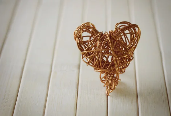 Corazón de un alambre de cobre Imagen de archivo