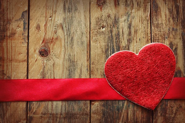 Valentine's day background with heart and red ribbon — Stock Photo, Image