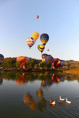Sıcak Hava Balonları Kalkıyor
