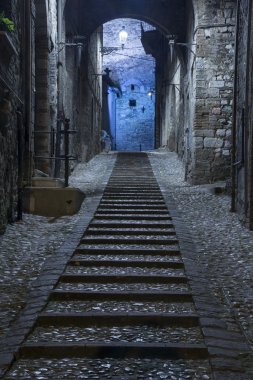 Narni Ortaçağ sokak