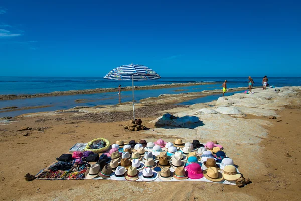 Illegal  sales on the beach — Stock Photo, Image