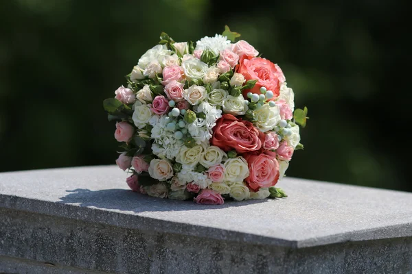 Flores da noiva — Fotografia de Stock