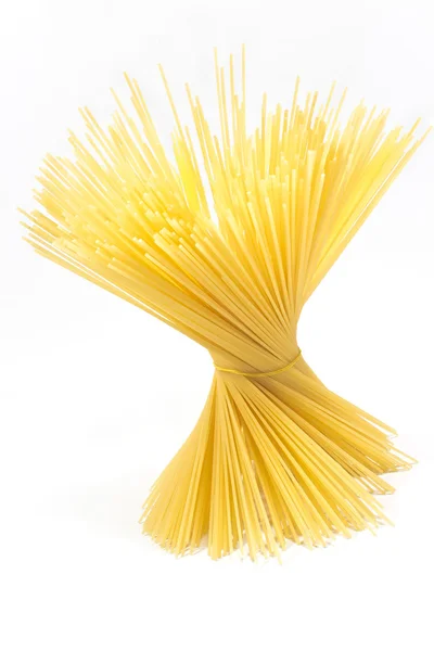 Beyaz izole spagetti avuç — Stok fotoğraf