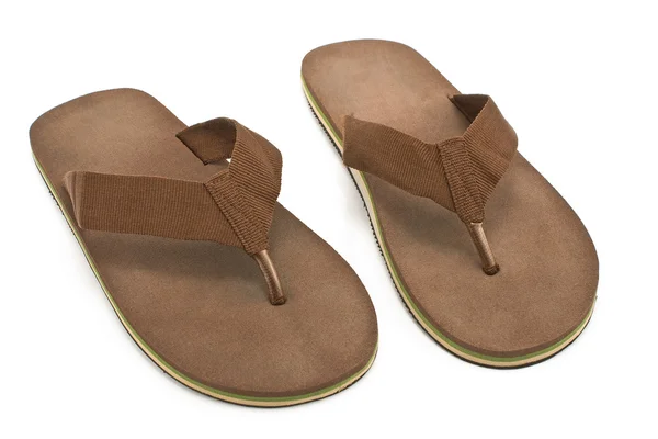 Par bruna mäns flip flop sandaler isolerad på vit — Stockfoto
