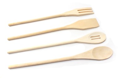 Beyaz izole ahşap çatal bıçak seti