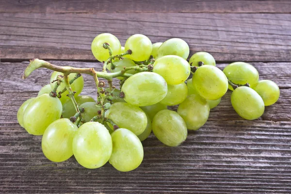 White grape on wooden background — Stock Photo, Image