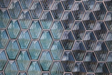 Mavi cam yabancılığımız 