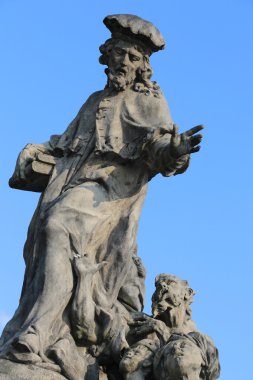 Prag 'daki Charles Köprüsü