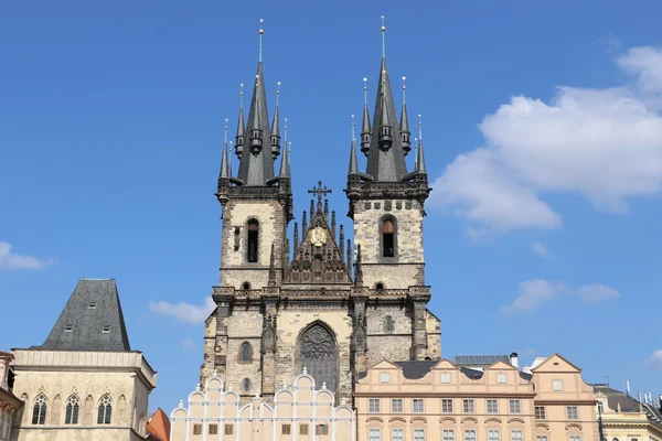 Kyrkan i Prag — Stockfoto