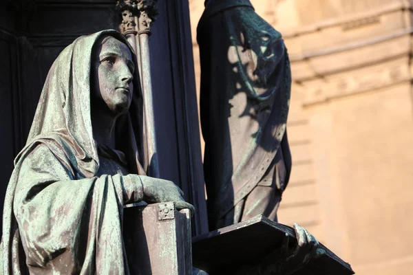 Estatua en Praga — Foto de Stock