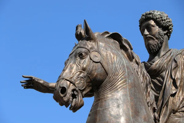 Roma 'daki Marcus Aurelius heykeli.
