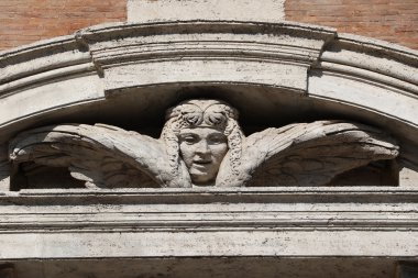 Roma'da Santa Maria di Loreto Kilisesi detay