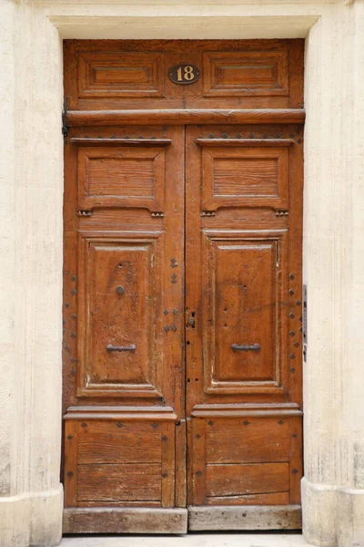 Stare Drzwi Mieście Nimes Francja — Zdjęcie stockowe