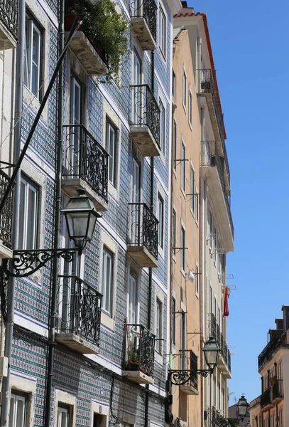 Lizbon Portekiz Bir Cadde Manzarası — Stok fotoğraf
