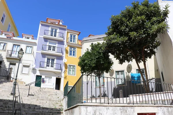 ポルトガルのリスボン市内の通りの眺め — ストック写真
